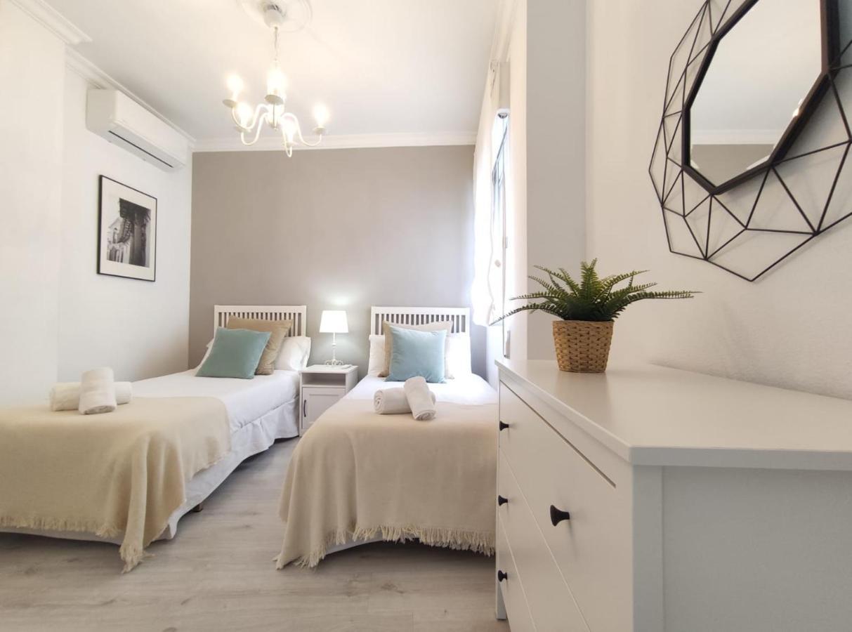 Covadonga Suite Home Севиля Екстериор снимка